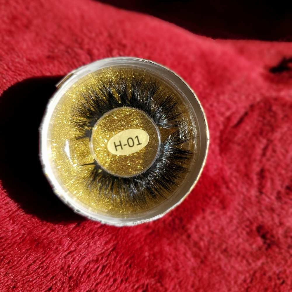 "Show Stoppers" - Picture 4 of 4